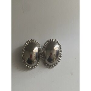 Vintage 80's Silver Tone Oval Center w/ Beaded Border Clip On Earrings